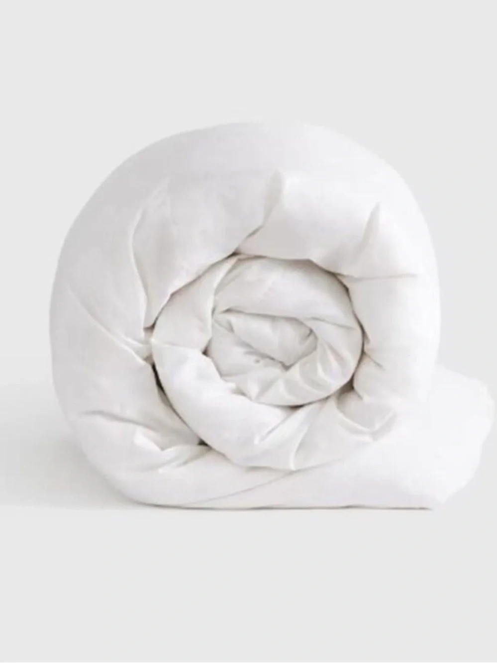 QUINCE Premium Down Alternative Comforter Lightweight All Season Full/Queen-NWOT